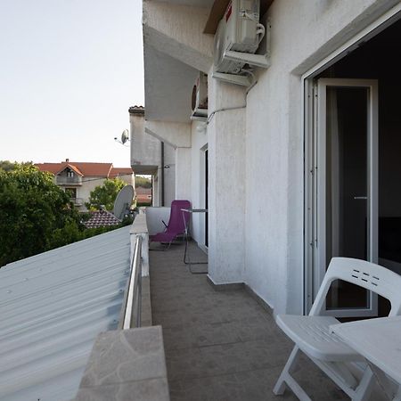 Marina'S Apartments Ražanac الغرفة الصورة