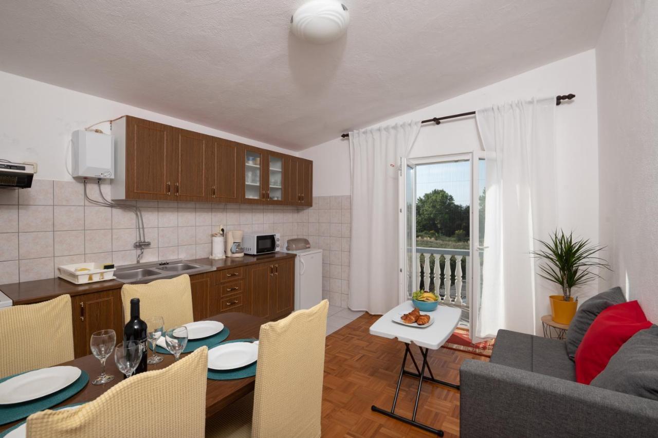 Marina'S Apartments Ražanac المظهر الخارجي الصورة