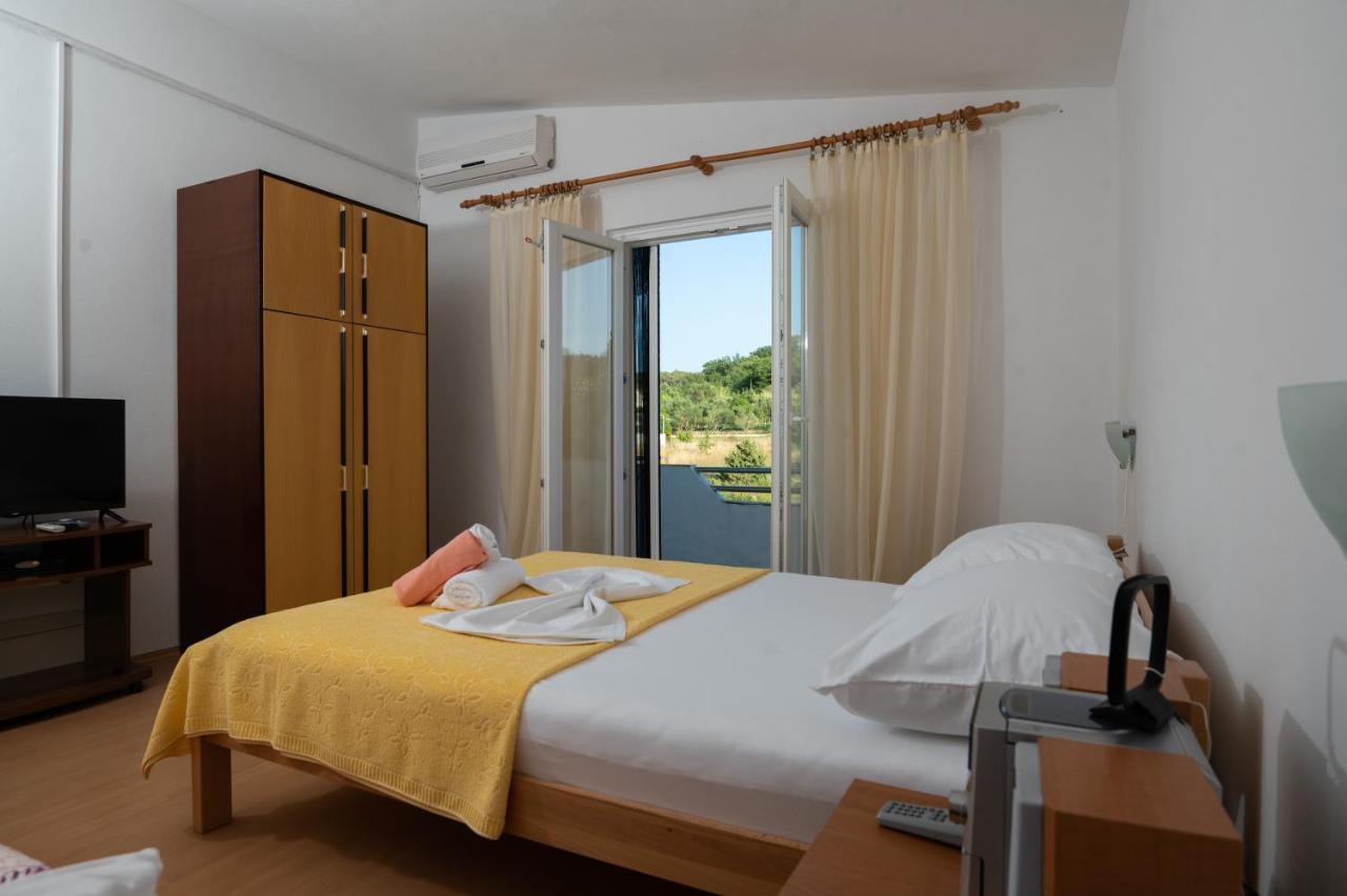 Marina'S Apartments Ražanac المظهر الخارجي الصورة